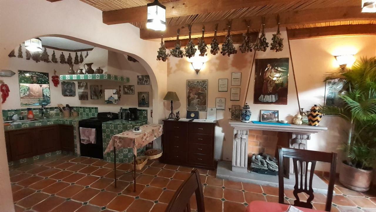 סאן מיגל דה אלנדה Casa Frida B&B מראה חיצוני תמונה